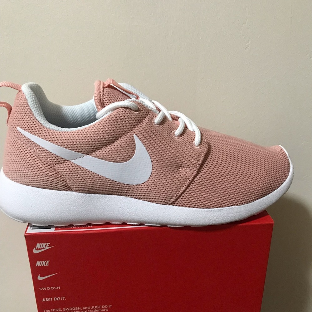 Nike Roshe One - Picture 5 of 6